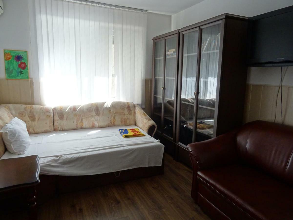 Apartment Kafedral Varna Buitenkant foto